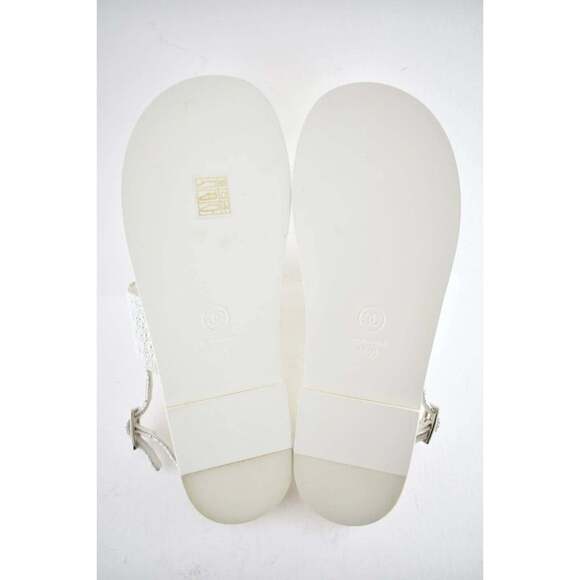 Chanel 19C White Silver Fantasy Fabric CC Logo Ankle Strap Toe Sandal Flat 40.5c - Picture 12 of 12